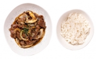  Bulgogi Koreane me Mish Viçi  